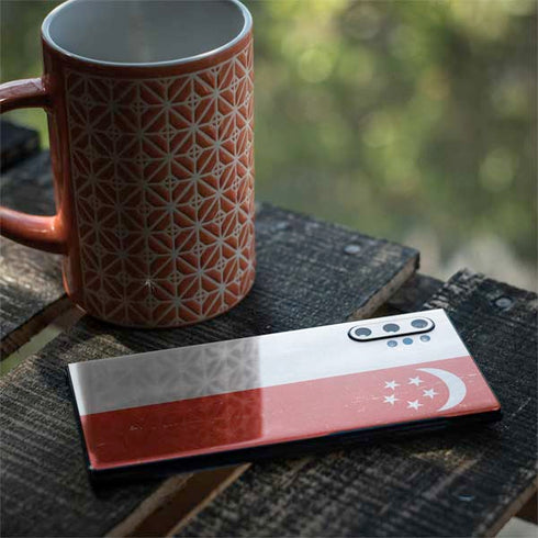 Singapore Flag Distressed Galaxy Note 10 Plus Skin